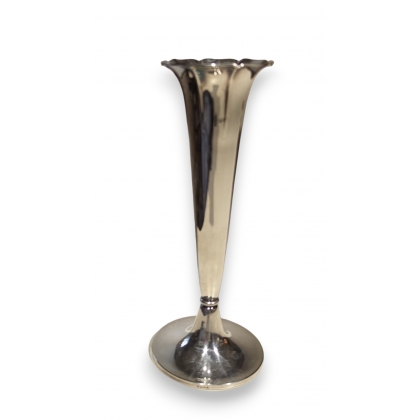 Vase soliflore en argent JEZLER