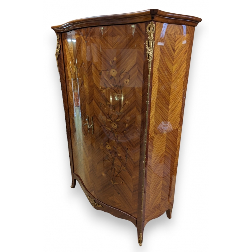 Armoire style Louis XV en bois de rose