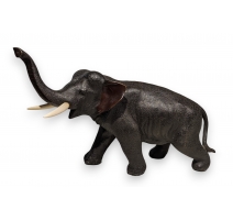 Eléphant en bronze défenses en ivoire