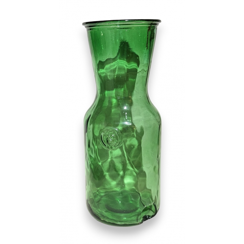 Monumnetal vase en verre de Saint-Prex