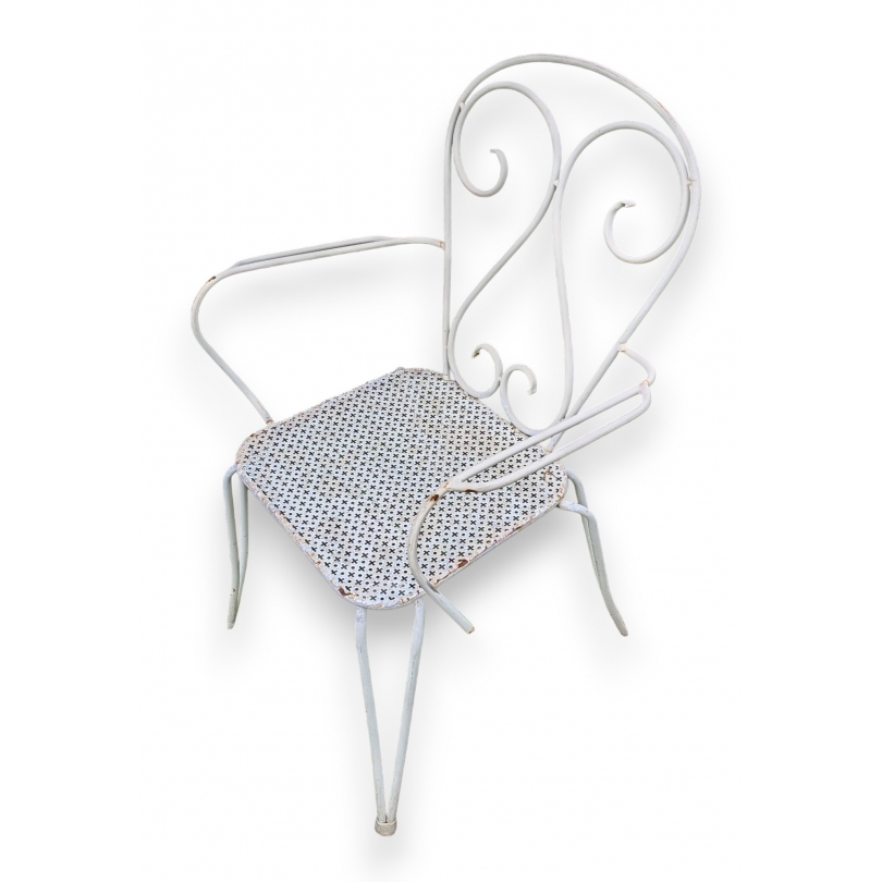 Fauteuil en fer forgé blanc