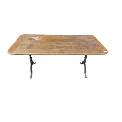 Table de bistro rectangulaire, pieds en fonte