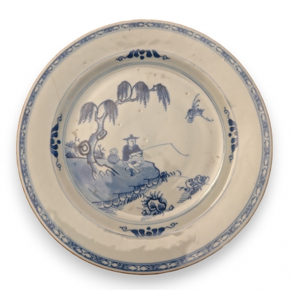 Assiette en porcelaine chinoise bleu et blanc