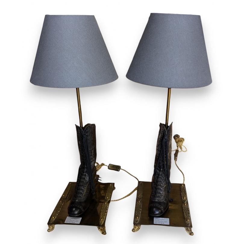 Paire de lampes Bottine victorienne