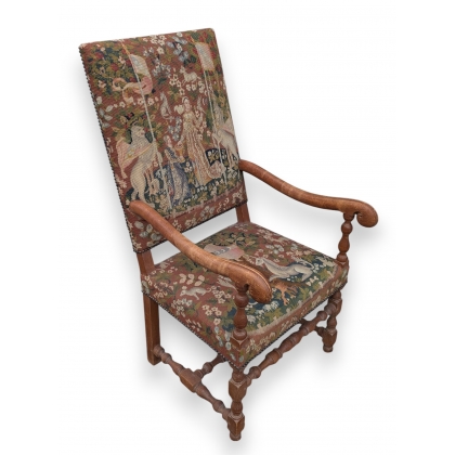 Fauteuil style Louis XIII en tapisserie