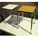 Table et 2 tabourets en formica