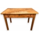 Table rustique en noyer