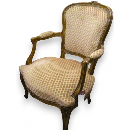 Fauteuil style Louis XV Cabriolet