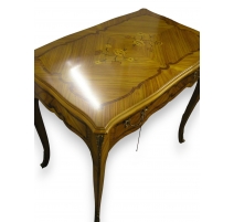 Table style Louis XV en bois de rose