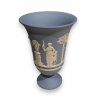 Vase en porcelaine bleue Wedgewood