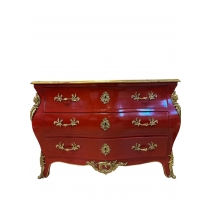 Commode, style Louis XV, en laque rouge