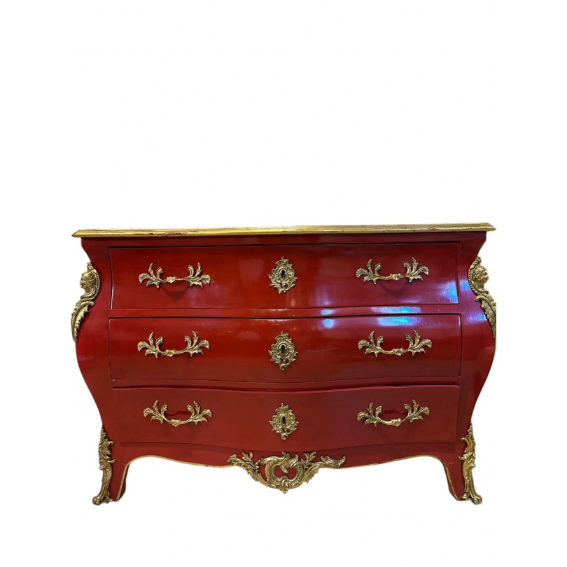 Commode, style Louis XV, en laque rouge