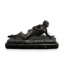 Bronze "Indien couché"