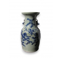Vase en porcelaine vert-bleu