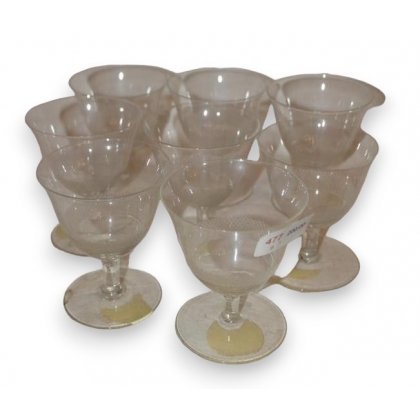 Lot de 8 verres à liqueur