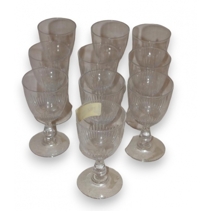 Lot de 10 verres à liqueur en cristal