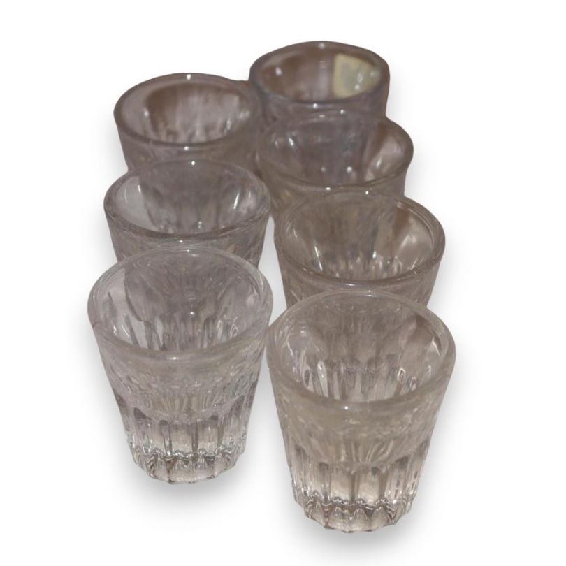 Lot de 7 verres à cognac