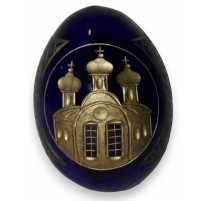 Oeuf de style Fabergé en cristal bleu,