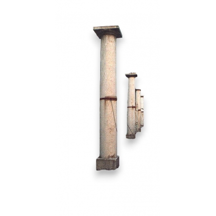 Set of 4 doric columns