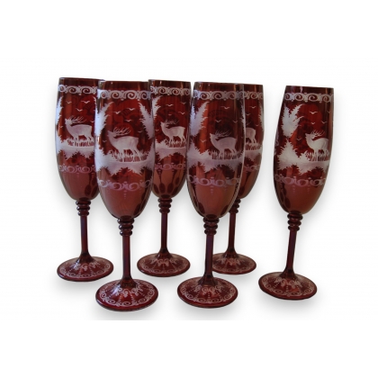 Verre à champagne rouge, modèle OLIVIA,