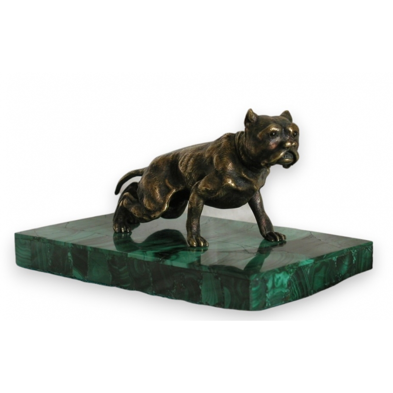 Dog on a malachite base.