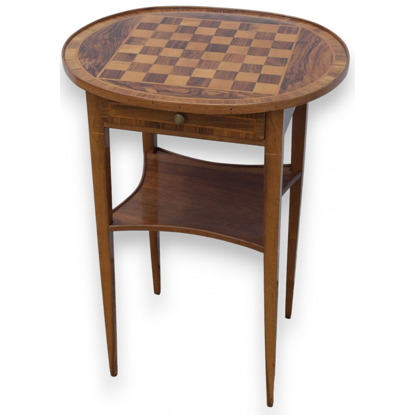 Oval chess table with one draw