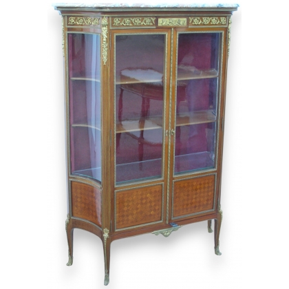 Transition display cabinet, br