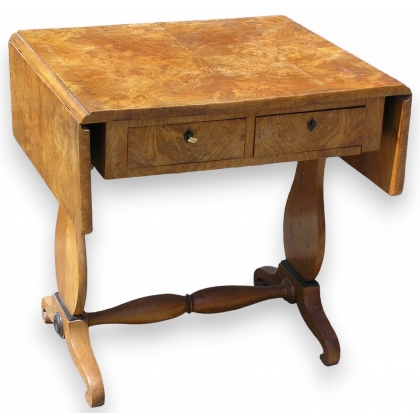 Louis-Philippe Pembroke table