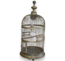 Birdcage with porcelain perrot