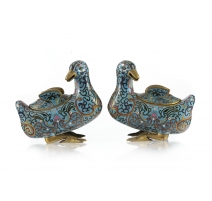 Paire de canards formant brûle-parfum cloisonnés