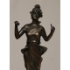 Bronze Femme socle en marbre beige