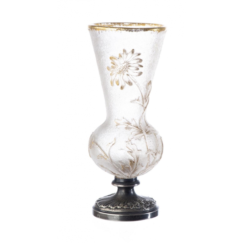 Petit vase sur piédouche en argent signé DAUM